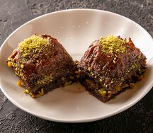 Баклава с фисташками шоколадная