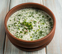 Я Холодный суп на основе мацони