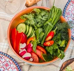 Я Ассорти сезонной зелени и овощей