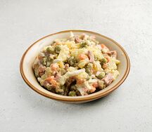 Салат Столичный с куриной грудкой су-вид