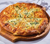 Хачапури Четыре сыра