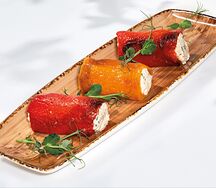 Рулеты из болгарского перца с сырной начинкой