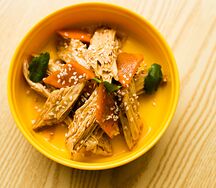 Салат из соевой спаржи