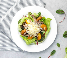Салат с языком и картофельными дольками