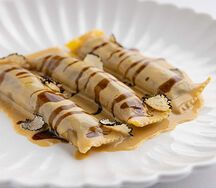 Каннеллони с мясом утки конфи, белыми грибами и соусом фуа-гра