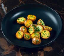 Картофель бейби с травами