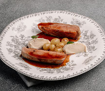 Утиная грудка с пюре из корня сельдерея