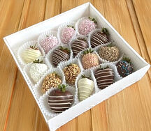 Клубника в шоколаде Молочный орешек