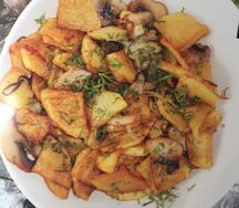 Картофель жареный с грибами