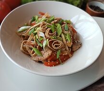 Удон с курицей