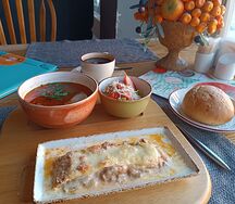 Салат, суп и горячее