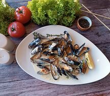 Мидии черноморские в сливочном соусе