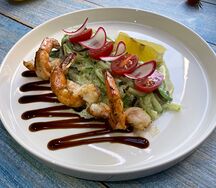 Салат с чуткой и креветками 