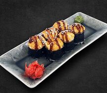 Запеченный ролл с лососем