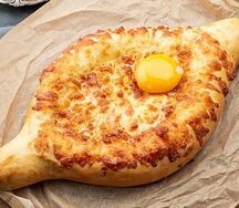 Хачапури по-аджарски