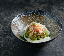 Страчателла с крабом и гуакамоле