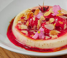 Панна котта с малиной