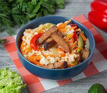 Wok с рисом и свининой