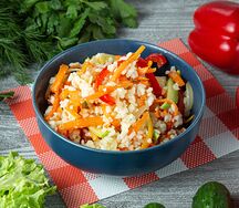 Wok c рисом и овощами