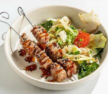 Якинику- тунец на гриле с овощным салатом