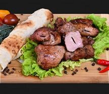 Шашлык из cвинoй шейки