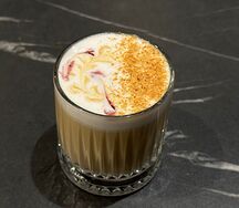 Латте Белый шоколад Клубника Базелик М