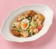 Боул с креветками, овощами и ореховым соусом