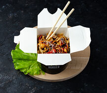 Wok со свининой терияки