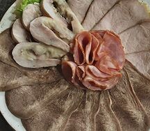 Мясная тарелка