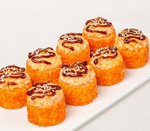 Запеченный ролл с лососем и креветкой