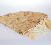 Осетинский пирог с капустой и сыром