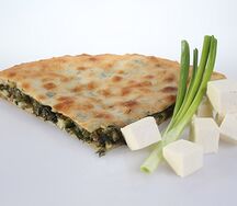 Осетинский пирог с сыром и луком