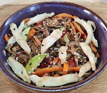 Соба с курицей (халяль)