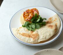 Хумус с креветками