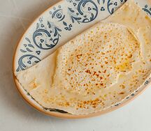 Кутаб с сыром и томатами