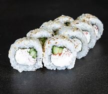 Калифорния в кунжуте с сыром