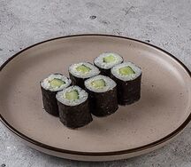 Ролл с огурцом