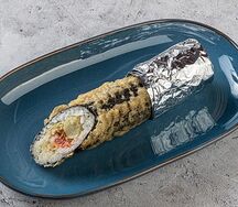 Суши-рито с жареным окунем