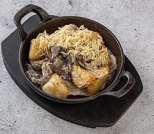 Телятина в сливочном соусе