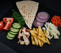 Шаурма на тарелке