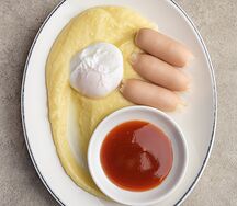 Картофельное пюре с молочными сосисками