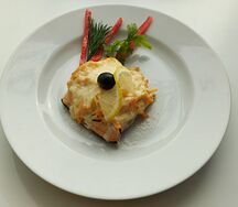 Горбуша с морковью