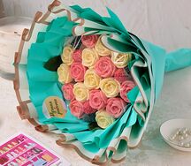 2 Букет из шоколада с мармеладом бирюзовый