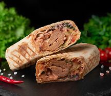 Люля-кебаб с курицей в лаваше