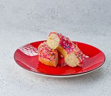 Пончик клубничный