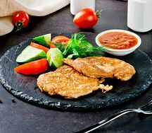 Шницели из cвинoй вырезки