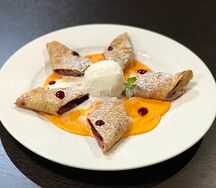 Штрудель с вишней