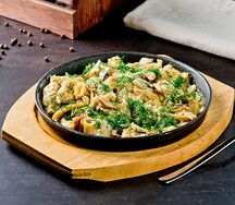 Требуха с грибами в сливках