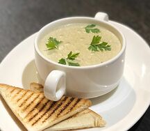 Суп-пюре сливочный с кабачком и грибами