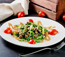 Салат Тёплый с куриной печенью